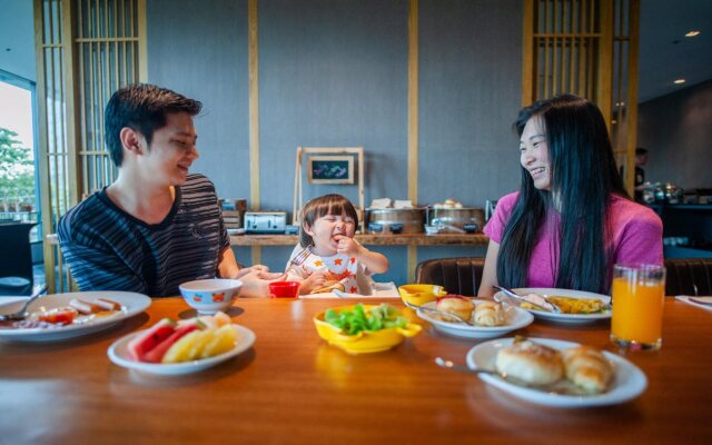 Oakwood Hotel and Residence Sriracha
