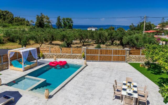 Anatoli Villa