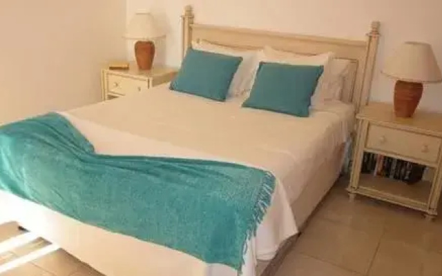Jardim da Meia Praia Apartment