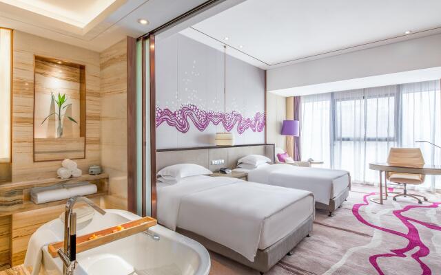 Crowne Plaza Yibin by IHG
