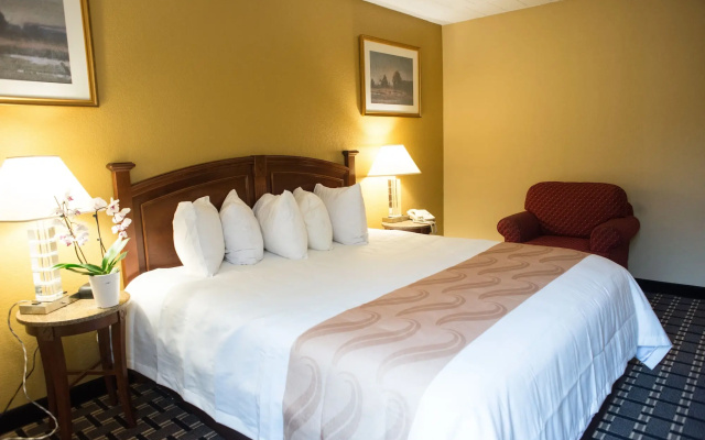 Ramada by Wyndham New Kensington