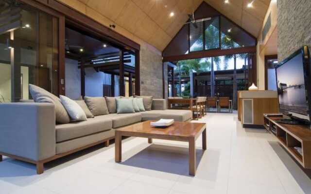 Niramaya Port Douglas 3 and 4 Bedroom Villas