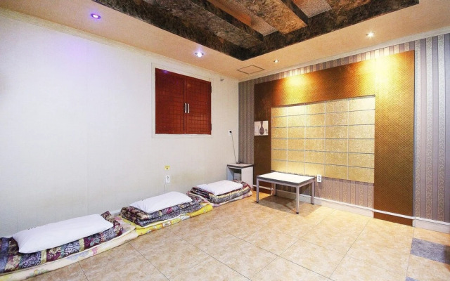Western Wonpyeongdong Lancelot