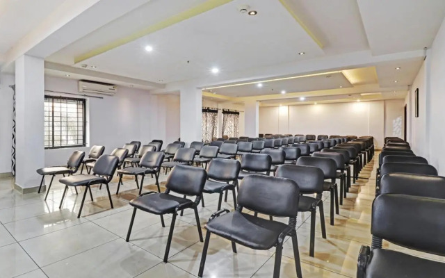 Treebo Symphony Hotels And Resorts Angamally