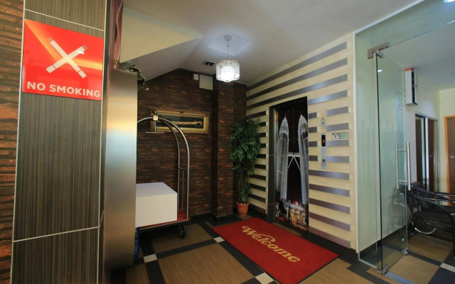 Safari Hotel