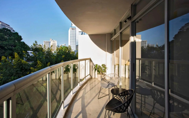 Incredible 2BR In La Cresta