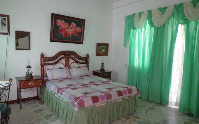 White Castle Resort & Hotel