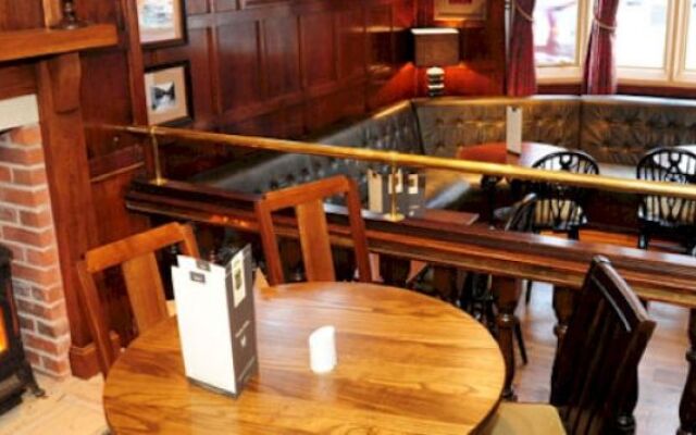 Ye Olde Crowne