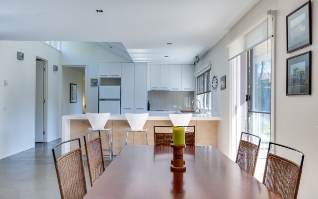 Portsea Place