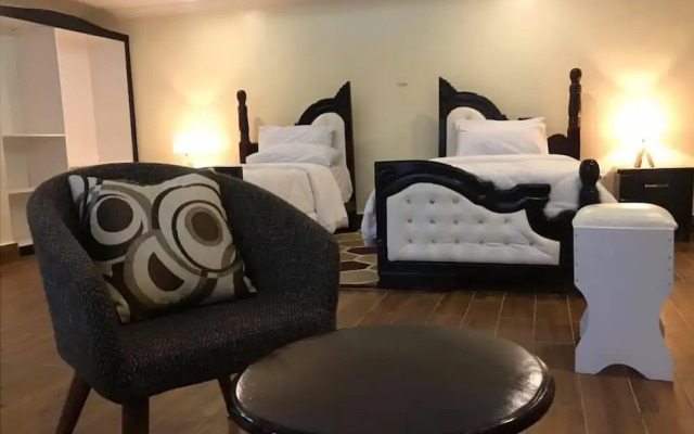 Ingagi Park View Lodge