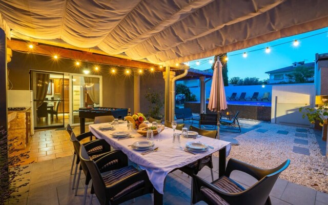 Stunning Home in Medulin With Wifi and 4 Bedrooms