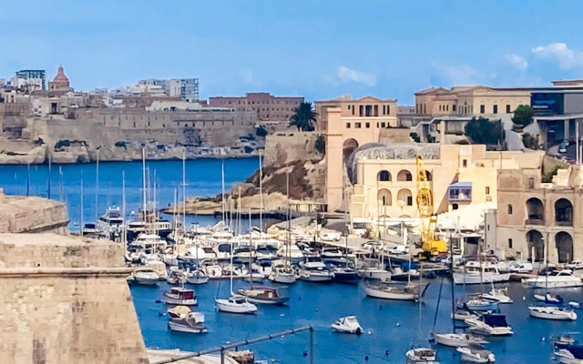 Valletta and Grand Harbour Lookout