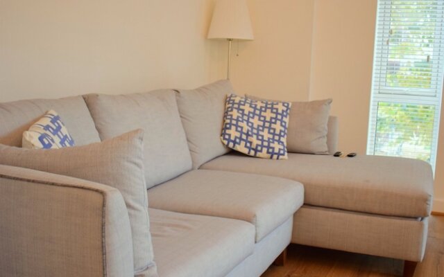 1 Bedroom Apartment in Mile End