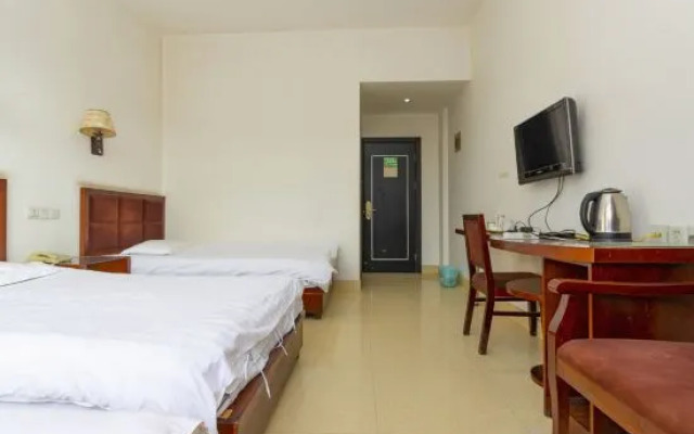 Tongfu Hotel (Hengdian Film and Television City)