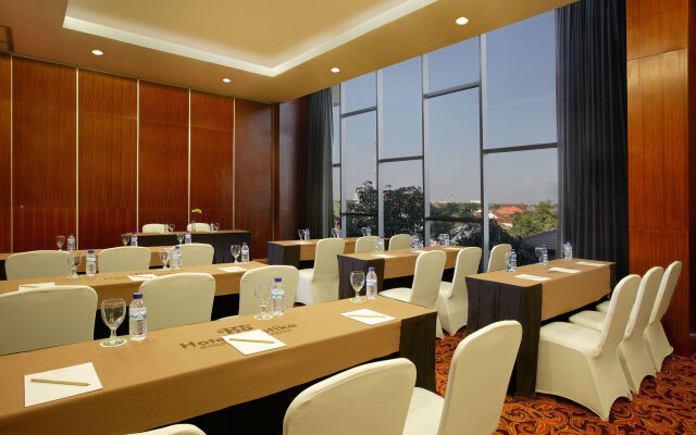 Hotel Santika Jemursari