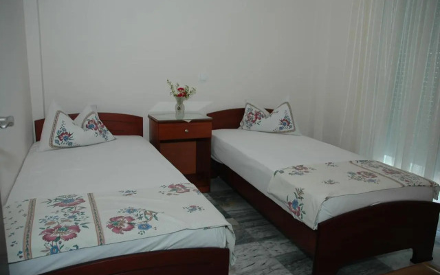 Frideriki Apartments