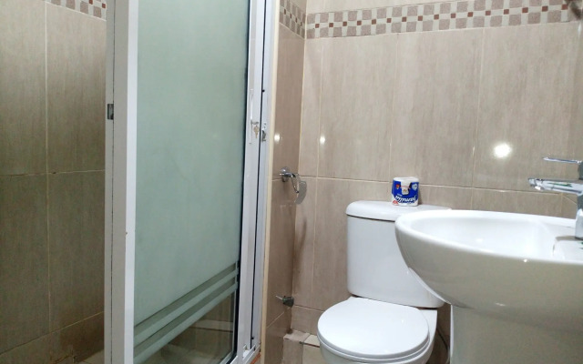 Dionzec Hotel & Suites