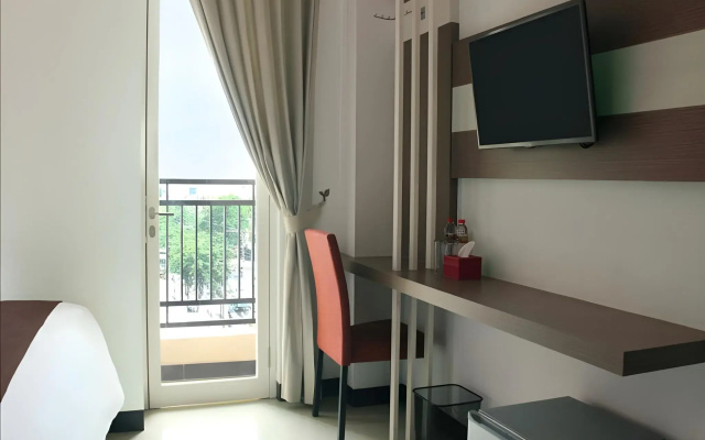 Luxpoint Hotel Surabaya