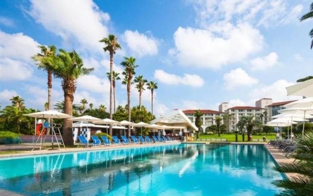 Shineville Luxury Resort