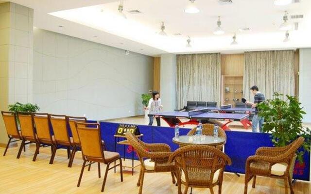 Wuhan Zhuo Yue Holiday Hotel