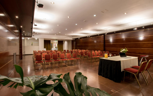 Hotel Solans Carlton