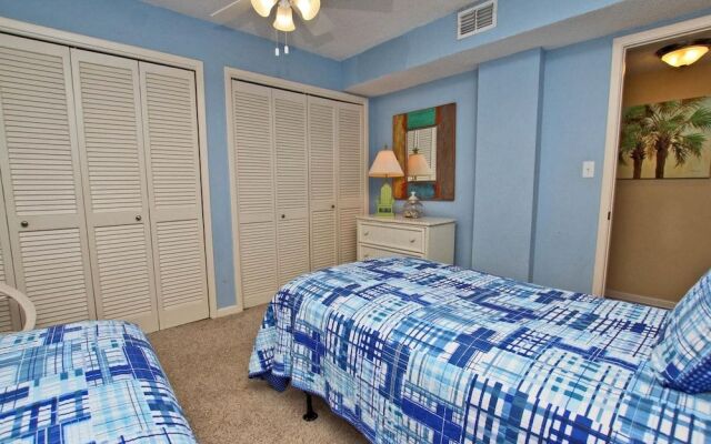 Castaways by Youngs Suncoast