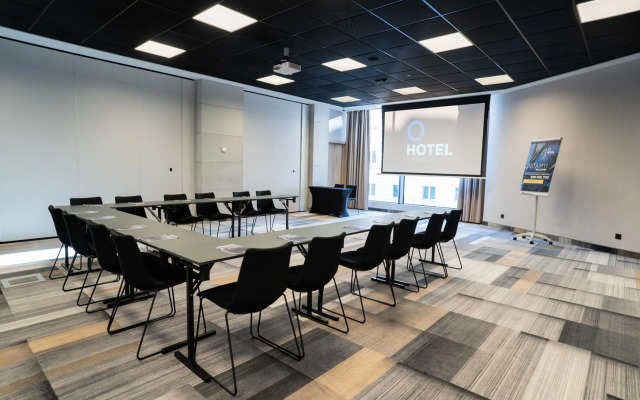 Q Hotel Plus Wroclaw