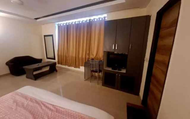 Hotel Diamond Airport