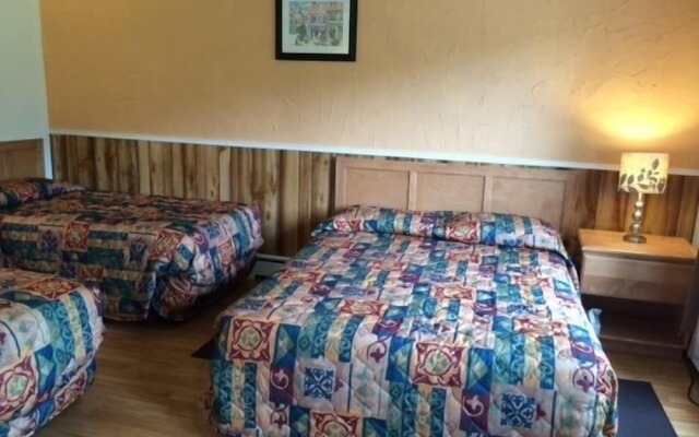 Carleton Motel & Coffee Shop