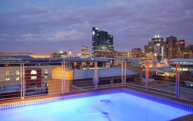 Loader Street Cottage