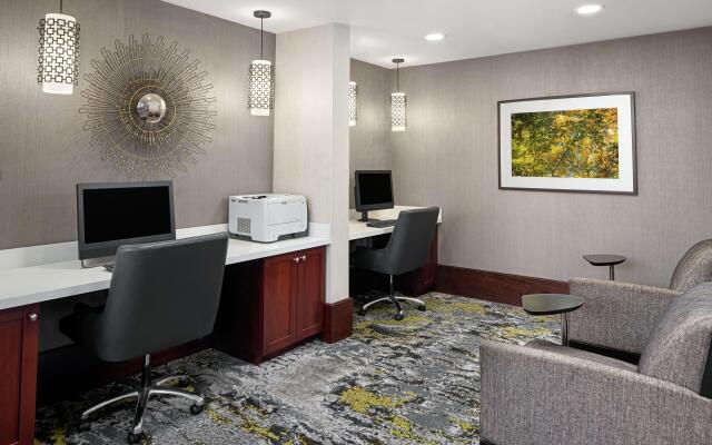 DoubleTree Suites by Hilton Charlotte - SouthPark