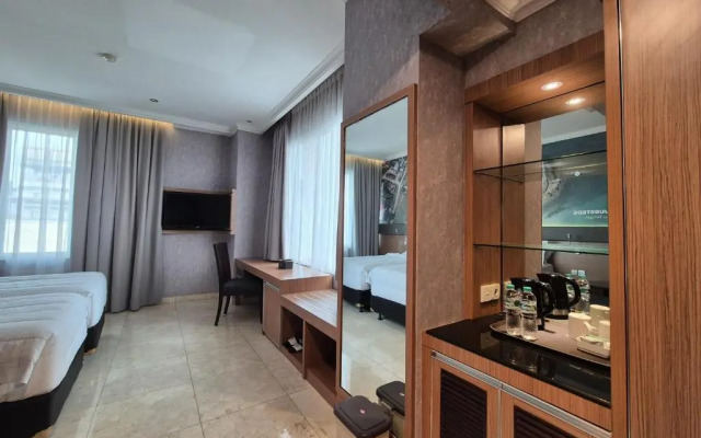 ZEN Premium Near Grand Indonesia Mall