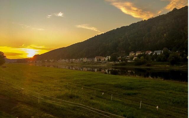 Ferienhaus Elbufer 83