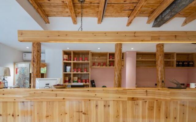 Zhaoxing Sidongju Boutique Inn