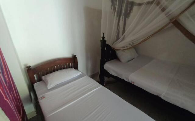 Kivulini House Diani 5 bedroom with pool