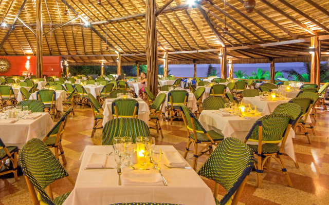 Royal Decameron Punta Centinela