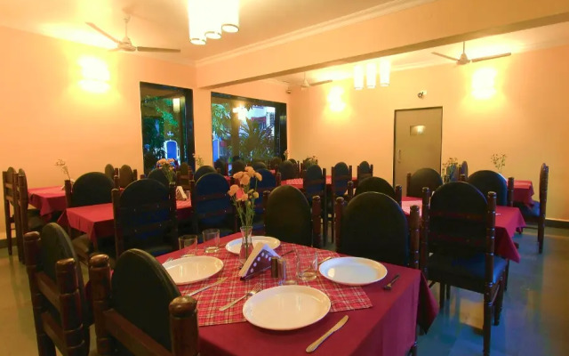 Hotel Gopika International