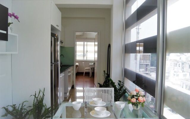 HoLo Garcerie Saigon Serviced HomeStay