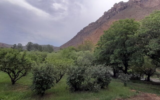 Areni Lodge