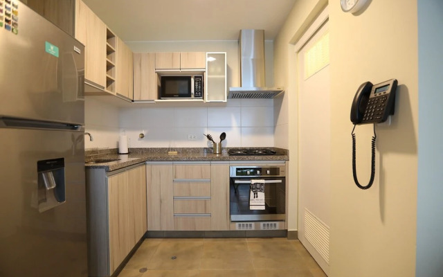 Vistas espectaculares en tranquilo apt