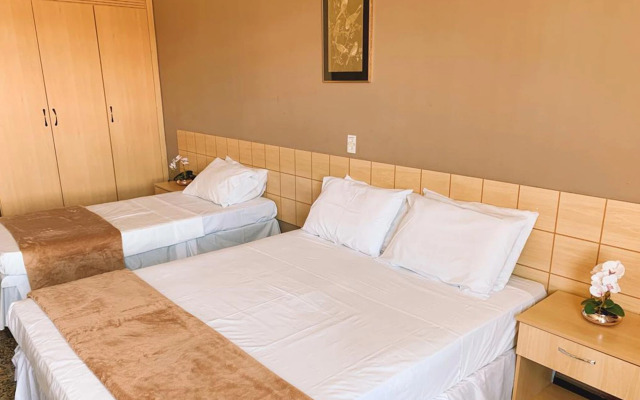 Hotel Diplomat by Bsb Inn