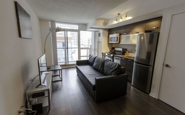 Life Suites Queen Street 2 Bed Apartment