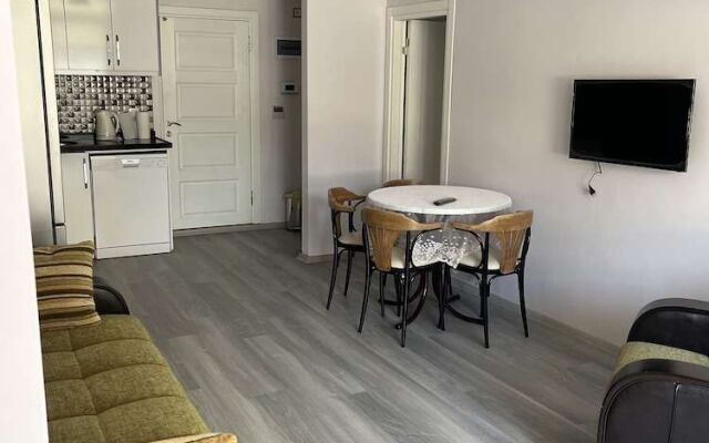 Tsira Suite