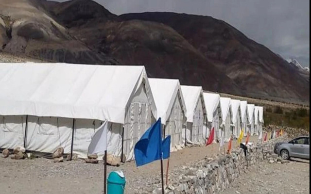 Pangong Paradise