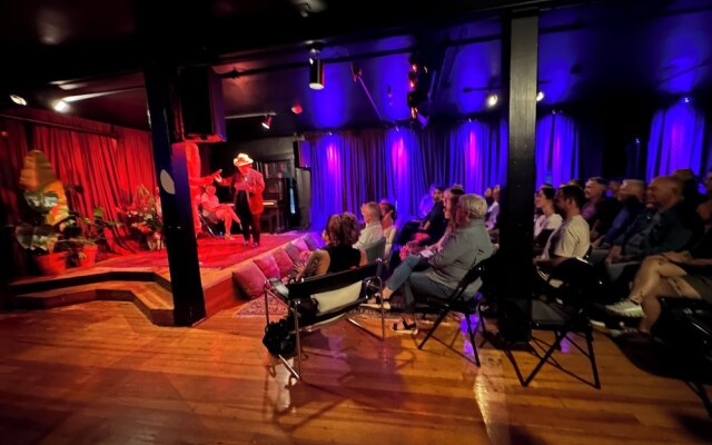 Inn at Gifford House