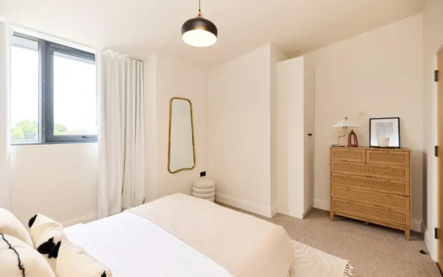 The Woodford Paradise - Homely 2bdr House With Terrace