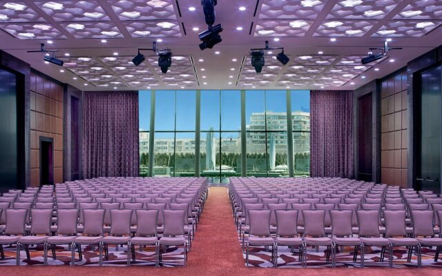 The Ritz-Carlton, Almaty
