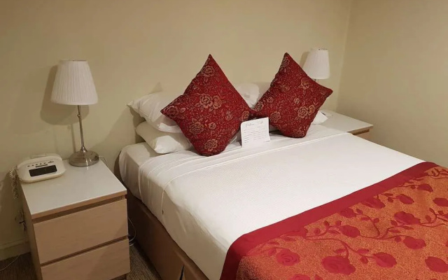 Best Western Twin Towers Inn – Guest Rooms – Sydney
