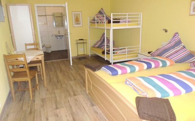 Pension LeLiLa Rust - ex Gästehaus Milella - mit EP Ticket Garantie