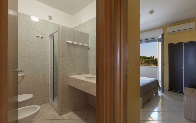 2830 Residence Solaris - Bilo Superior Fronte Mare by Barbarhouse